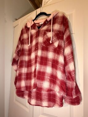 Time and Tru Red and White Plaid Hooded Button-Up